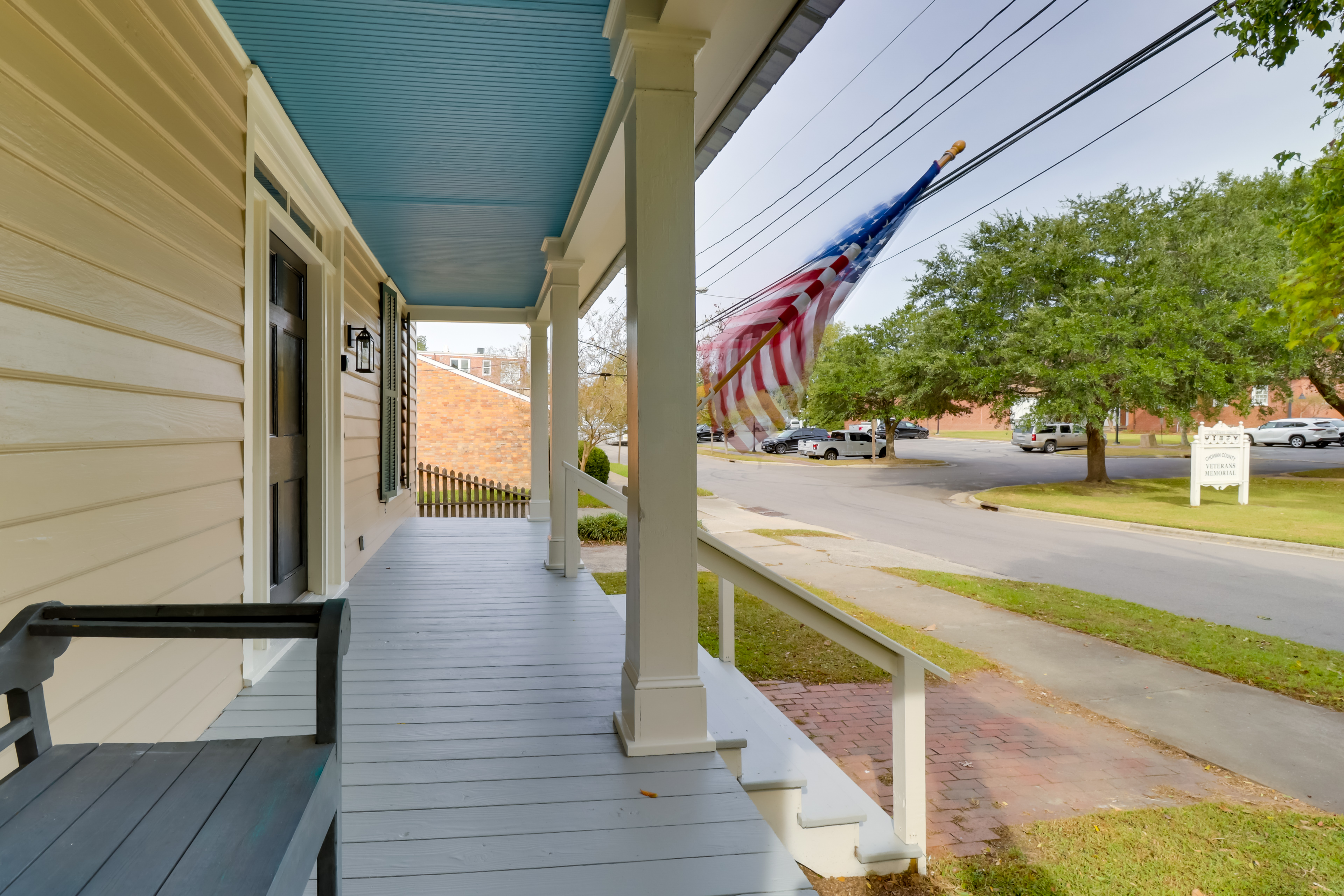 Walk to Downtown: Historic Home in Edenton’s Heart