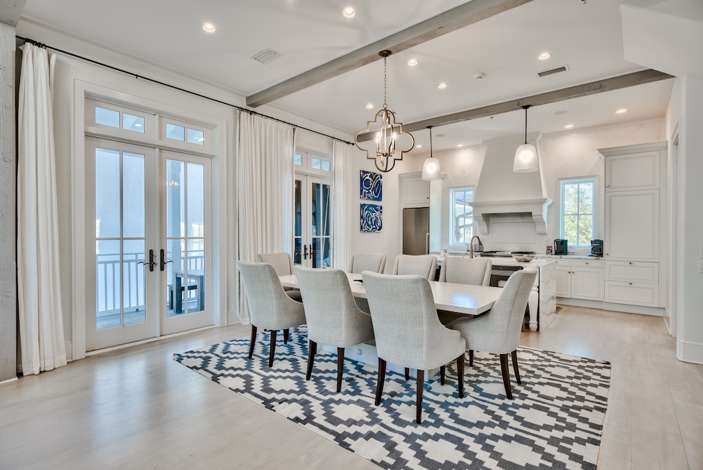 Second Floor: Dining Area