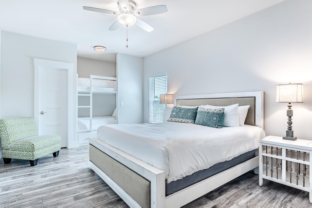 Third Floor: Guest Bedroom