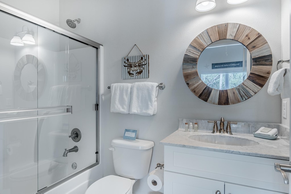 First Floor: Guest Bathroom
