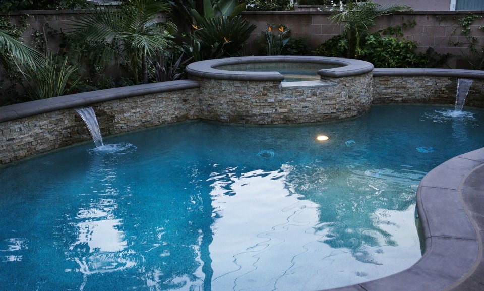 Beautiful In-ground Pool and Jacuzzi view 2