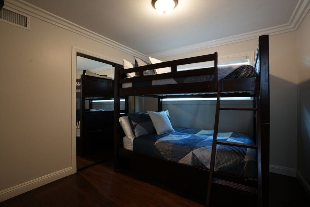 Bedroom 4 Full over Full Bunkbeds