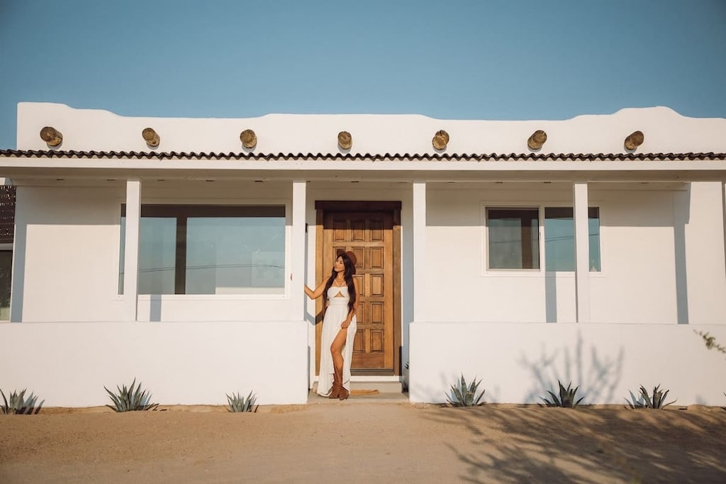 Minimal desert landscape brings a sense of calm 