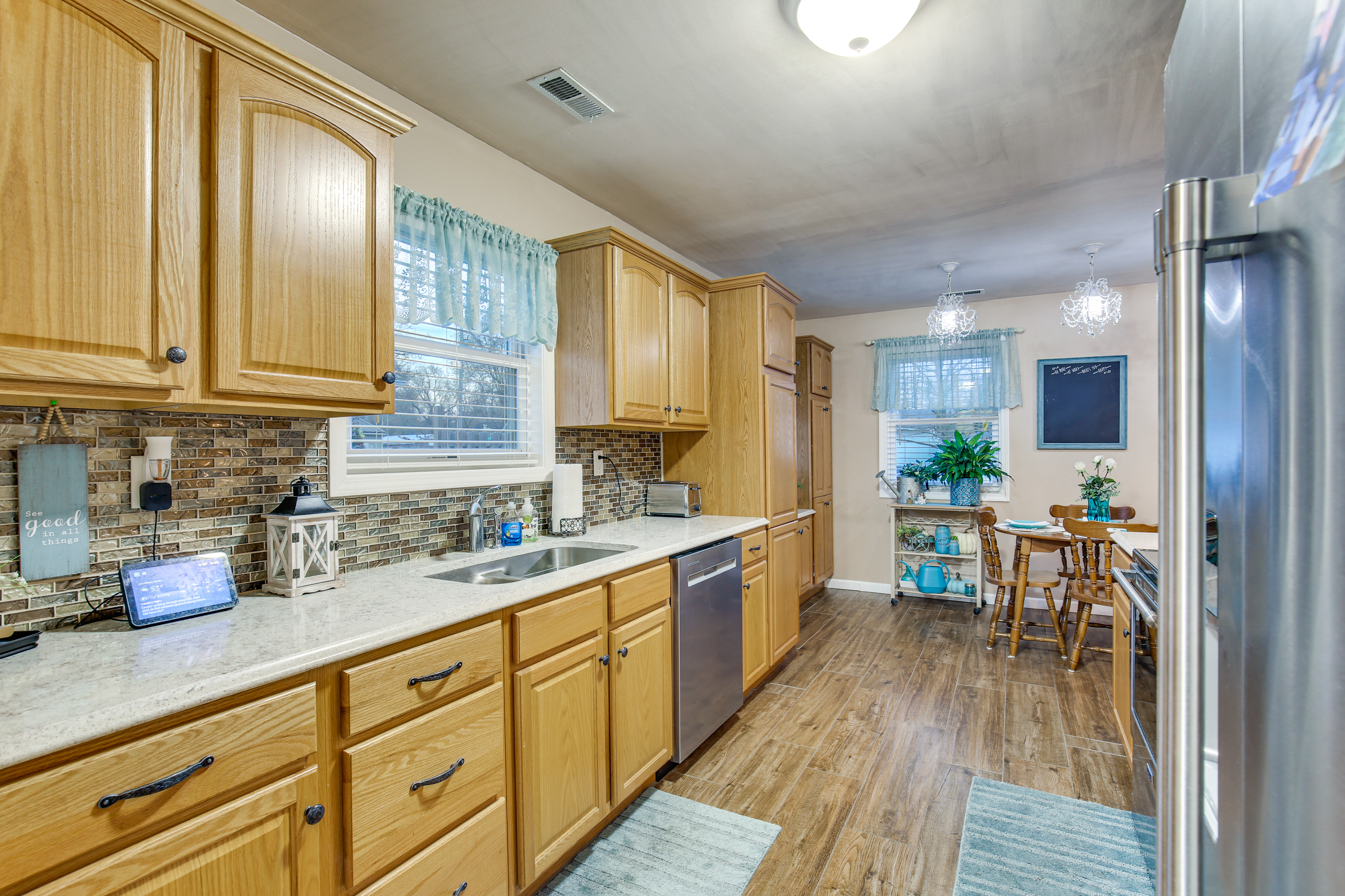 Route 66 Gem! Charming Litchfield Home w/ Yard