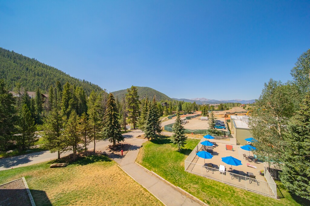 Unobstructed Keystone mountain views! #summer