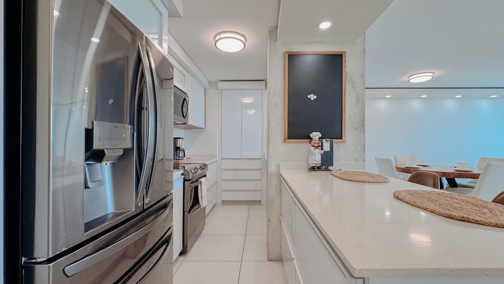 Fully equipped kitchen so you can prep your favorite meals. 