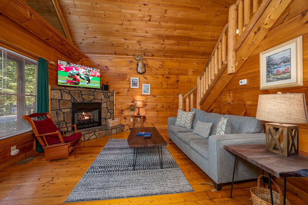 Living room amenities at American Dream, a 2 bedroom cabin rental located in Gatlinburg