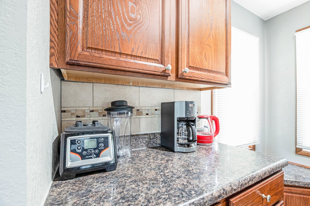 Ample space in the countertop is just perfect for your meal preparation.