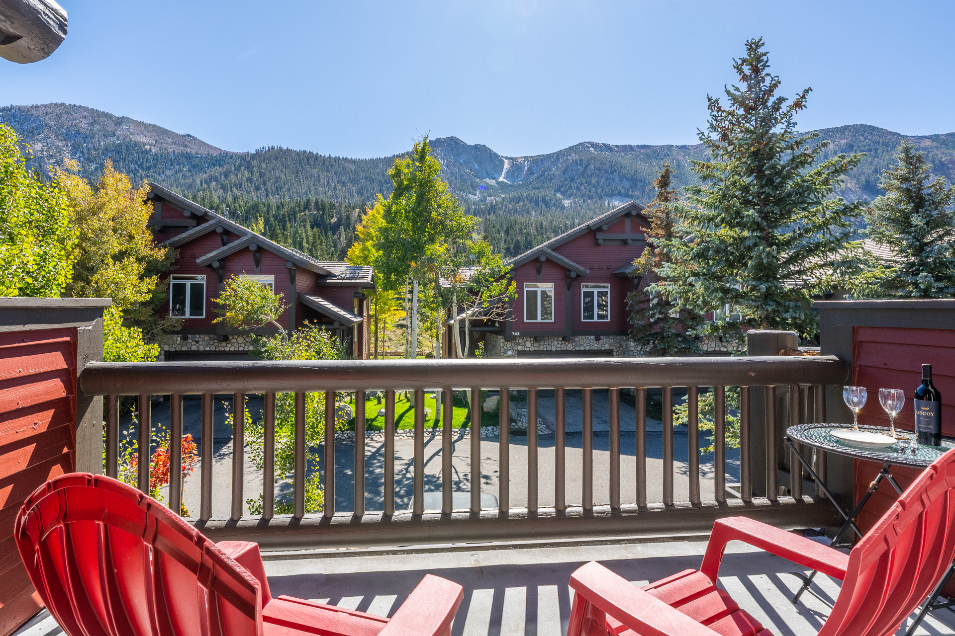 Bright Spacious Condo with Spa Access 638