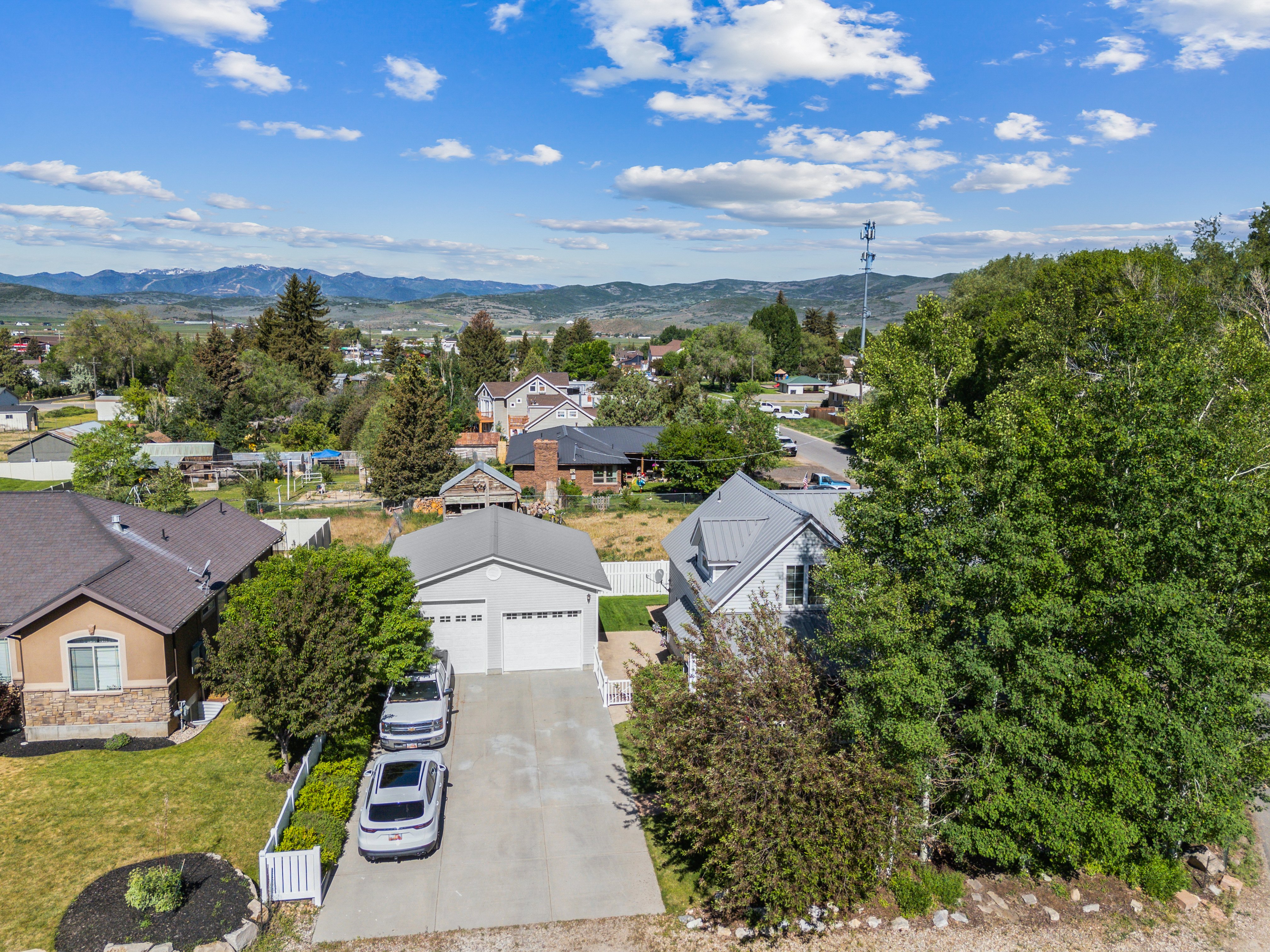 The owners do reserve the far southern section of the driveway for their vehicles as well as the Garage which is locked off an not part of the rental.