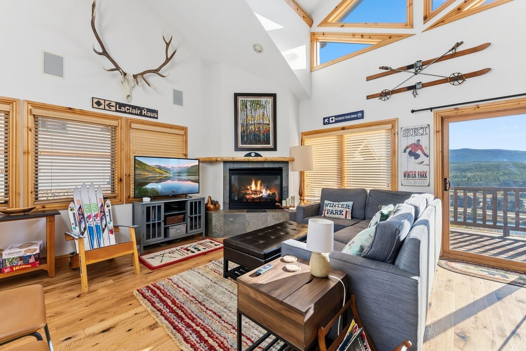 SWP Spruce Ridge A living room fireplace and TV