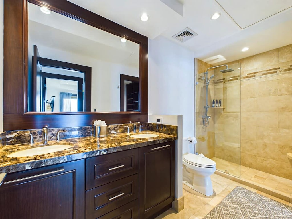 Second Master bedroom with full private bathroom