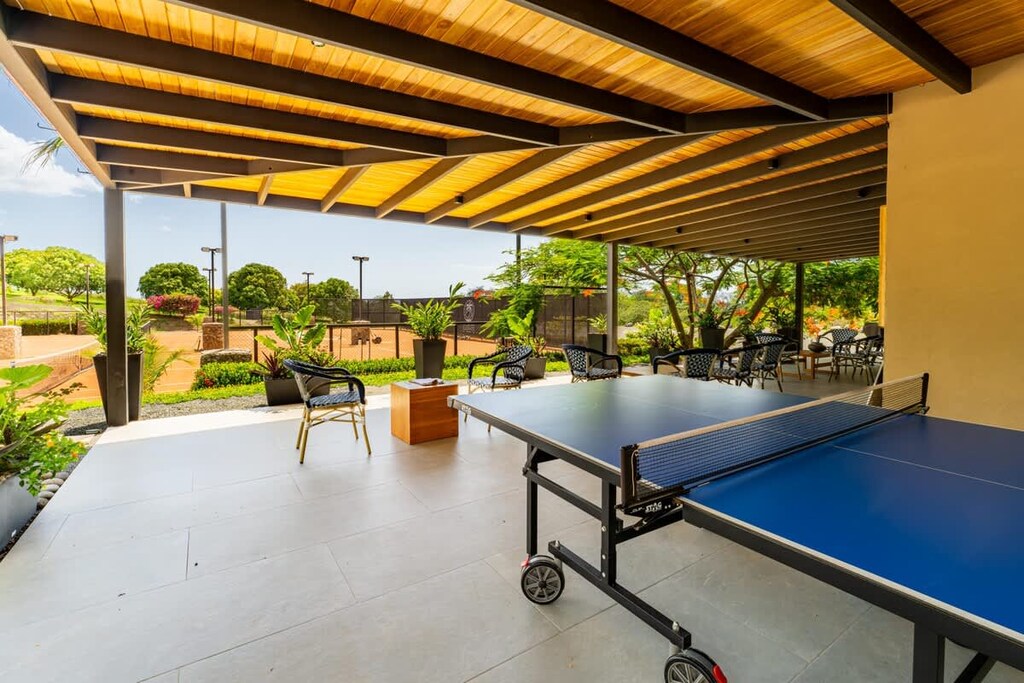 Create and share happy moments