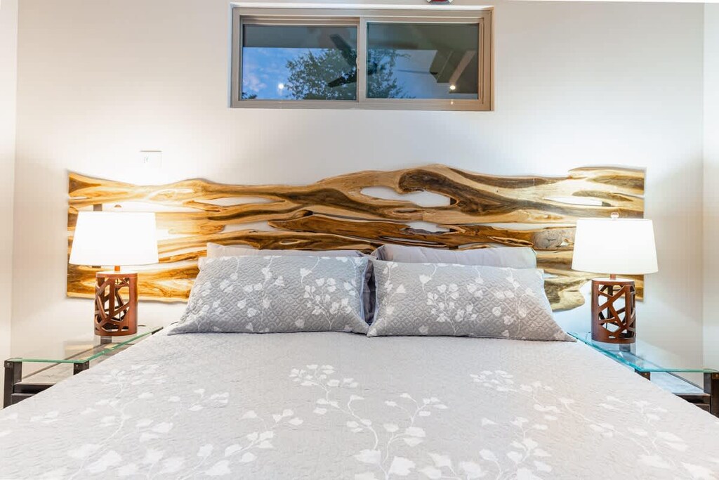 Guest bedroom, king bed, access to covered terrace area and pool