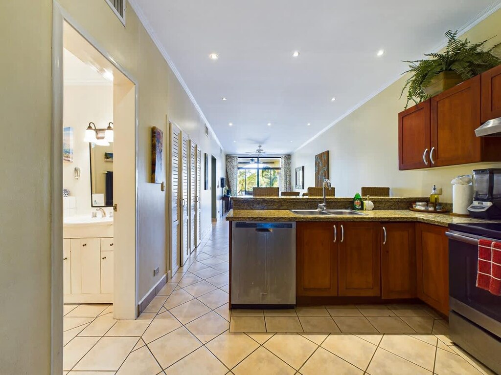 Open Kitchen