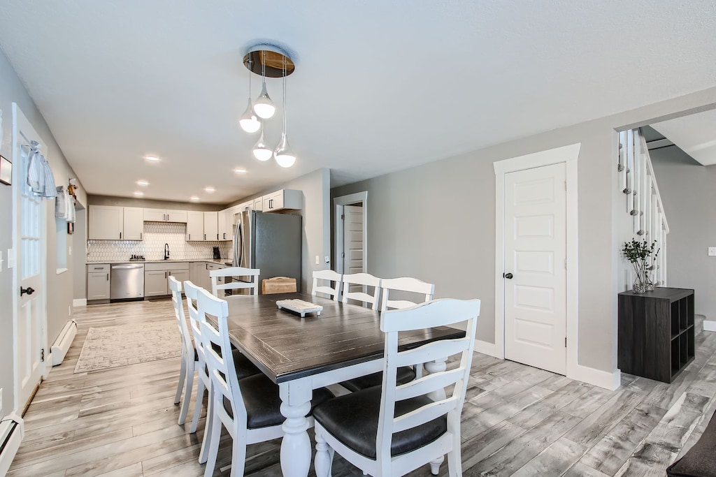 Spacious dining opportunities