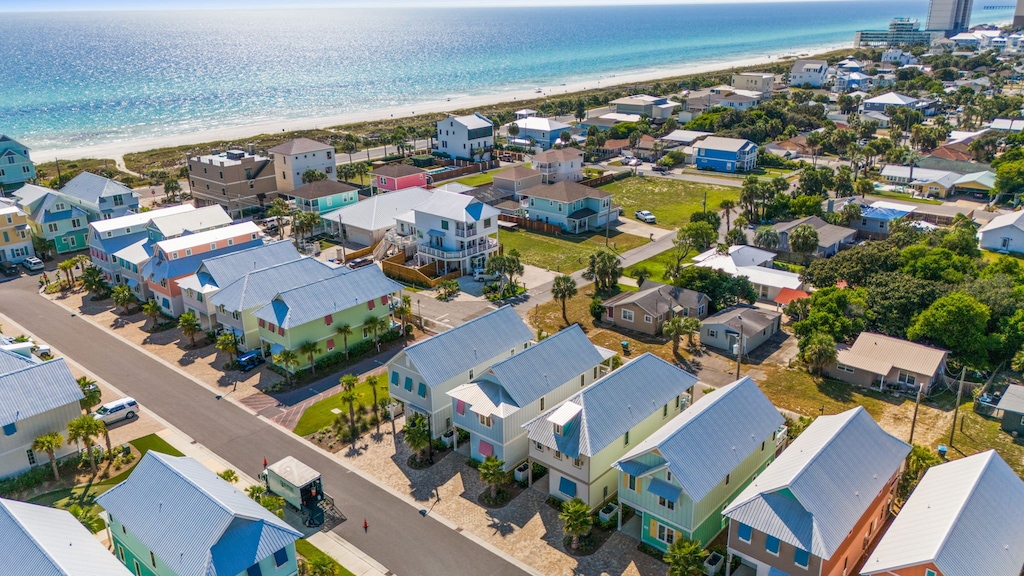 Nestled in one of Florida's most sought-after coastal communities, this vacation home offers unbeatable access to the sugar-white sands and shimmering emerald waters of the Gulf.