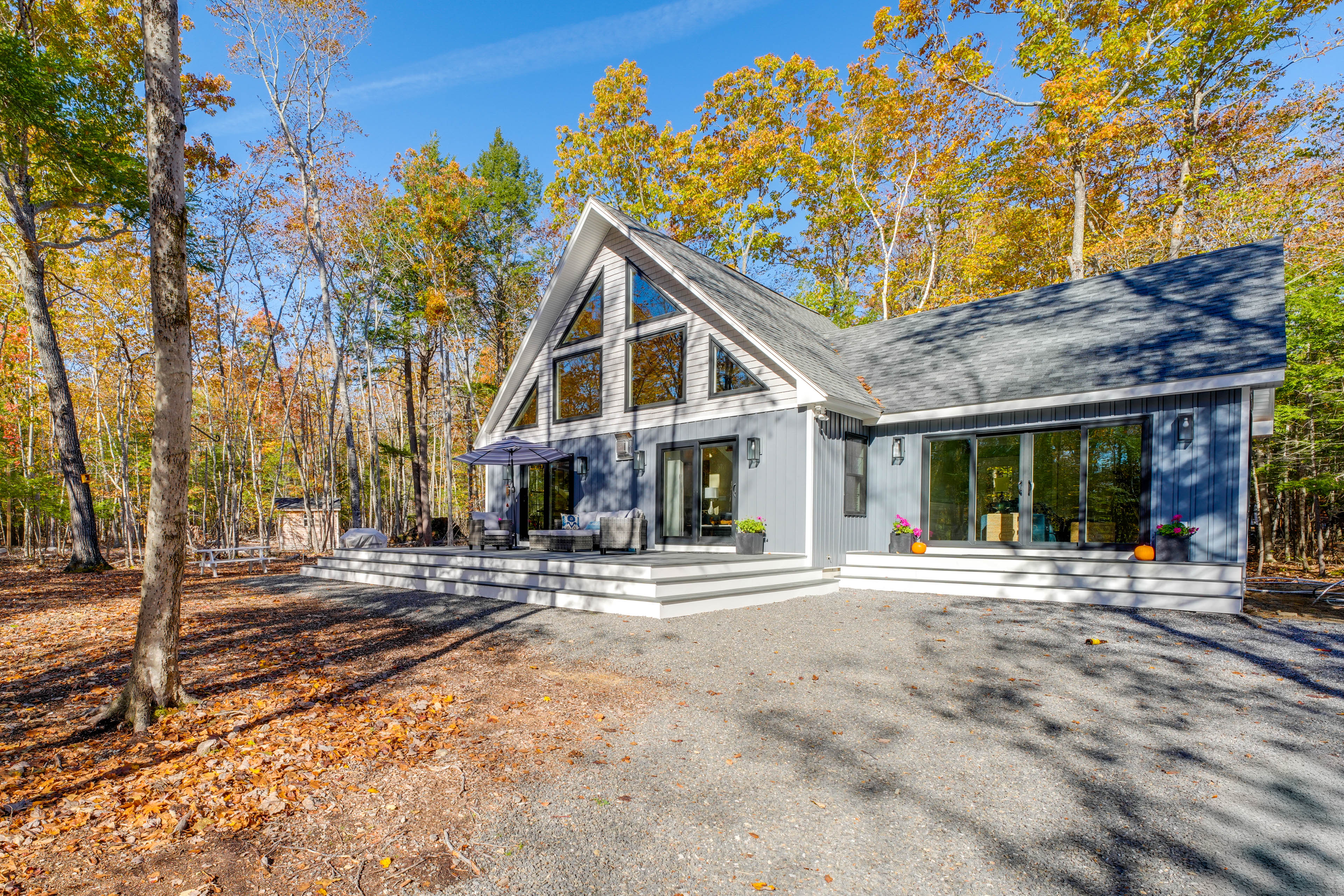 'Valhalla': Family Home on Frye Island w/ Golf!