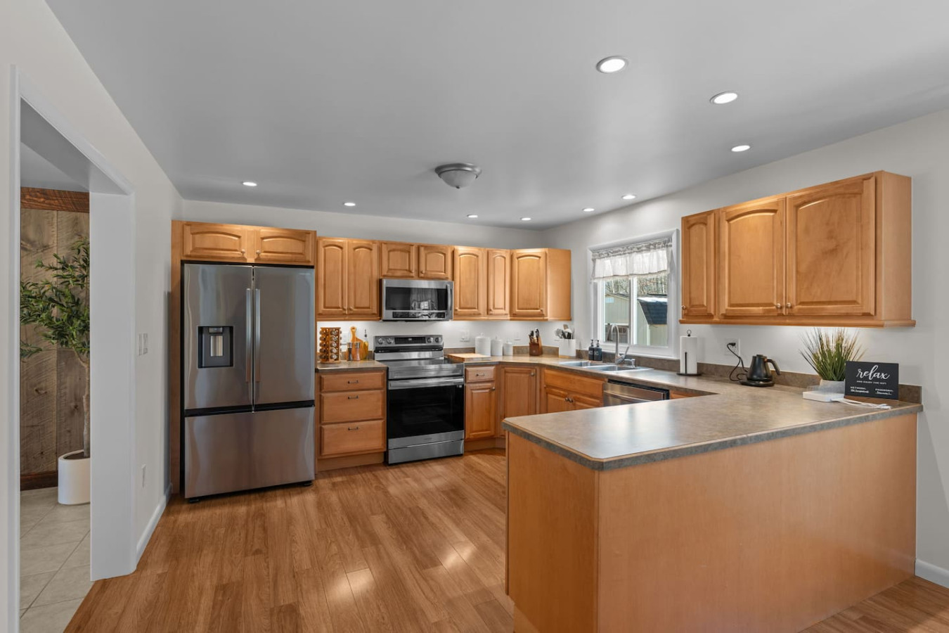 Hot Tub, Camp Fire, Ping Pong, Coffee Bar