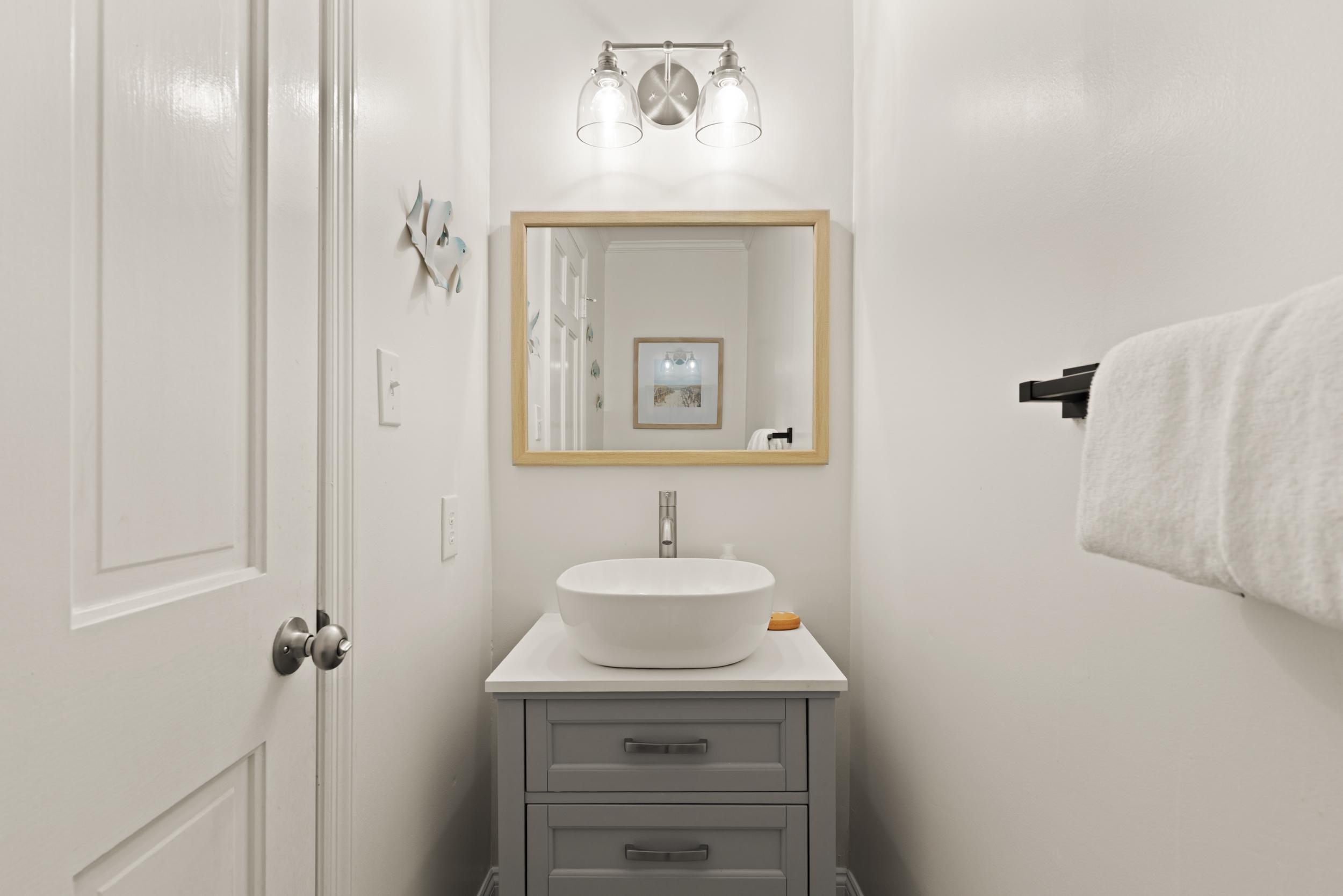 Beachcomber #16 - 1035 Beachview Dr, #16