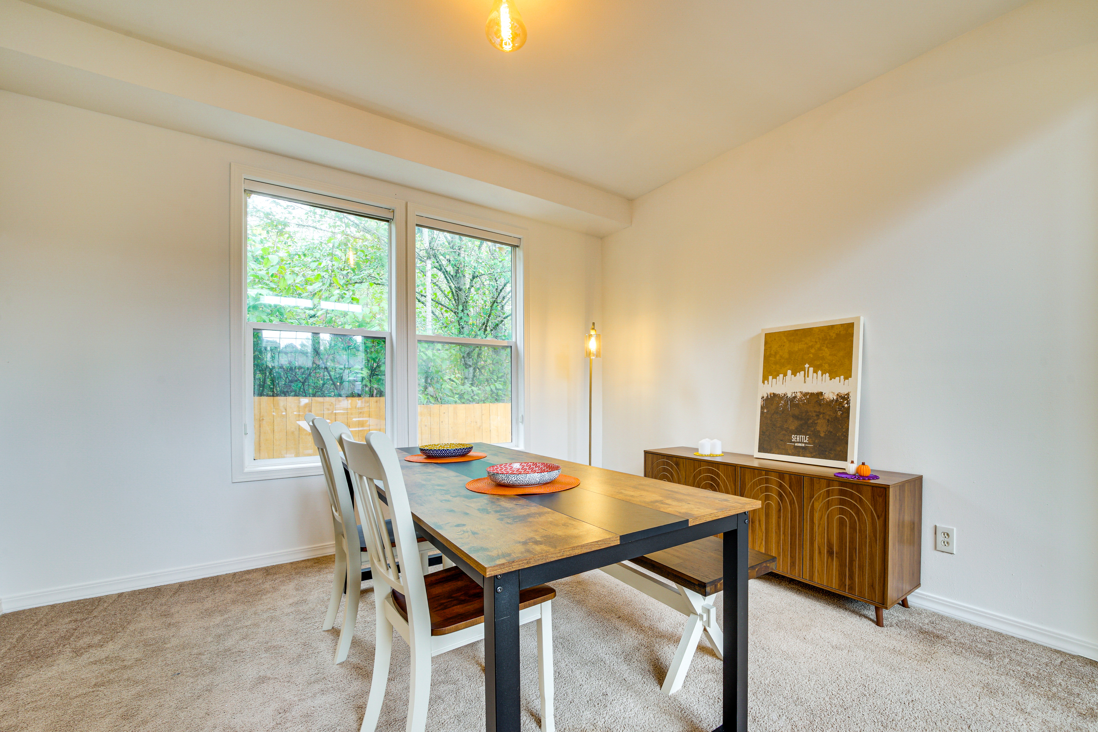 6 Mi to Microsoft HQ! Remote Work Retreat