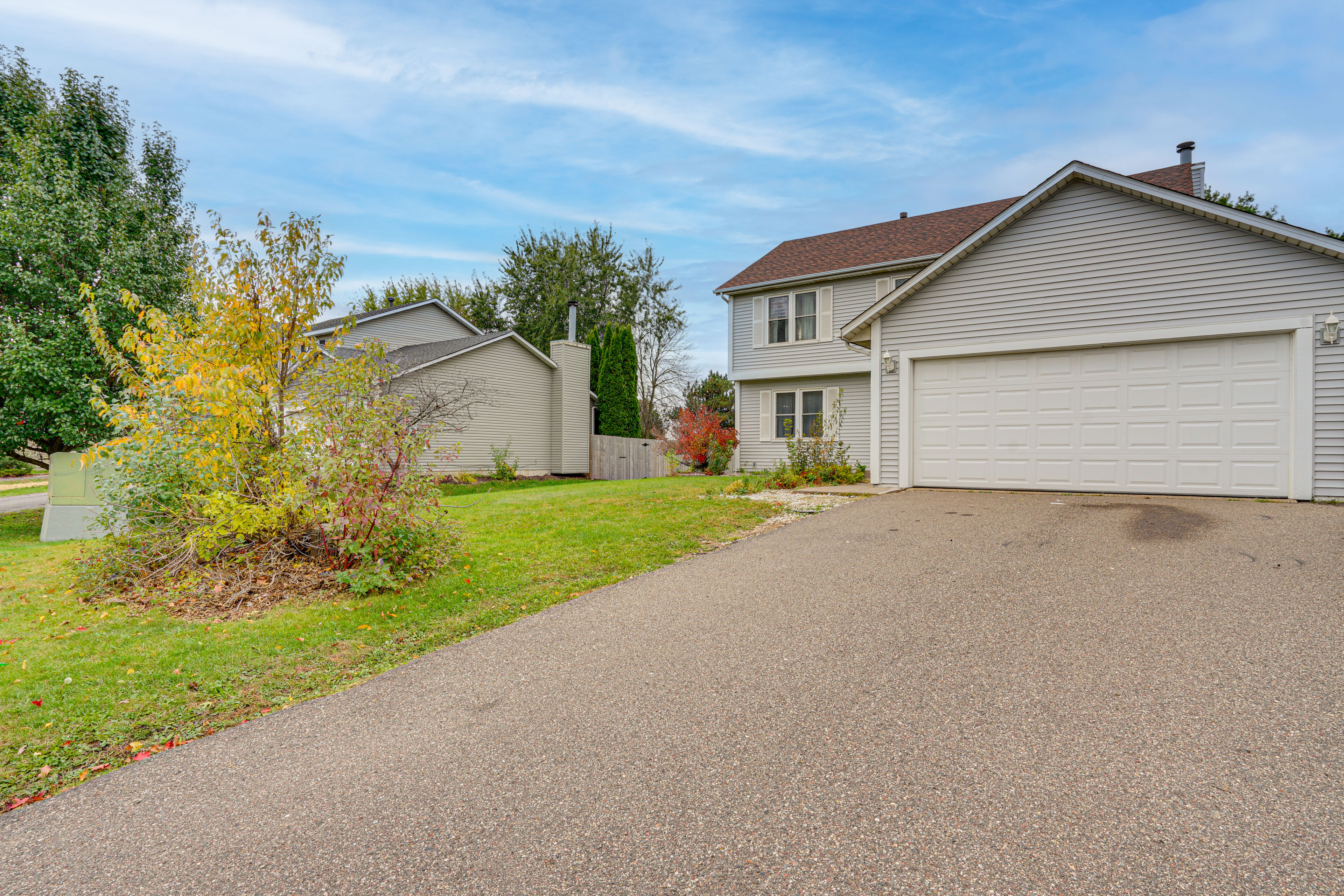 12 Mi to Dtwn St Paul: Extended Stay in Woodbury!