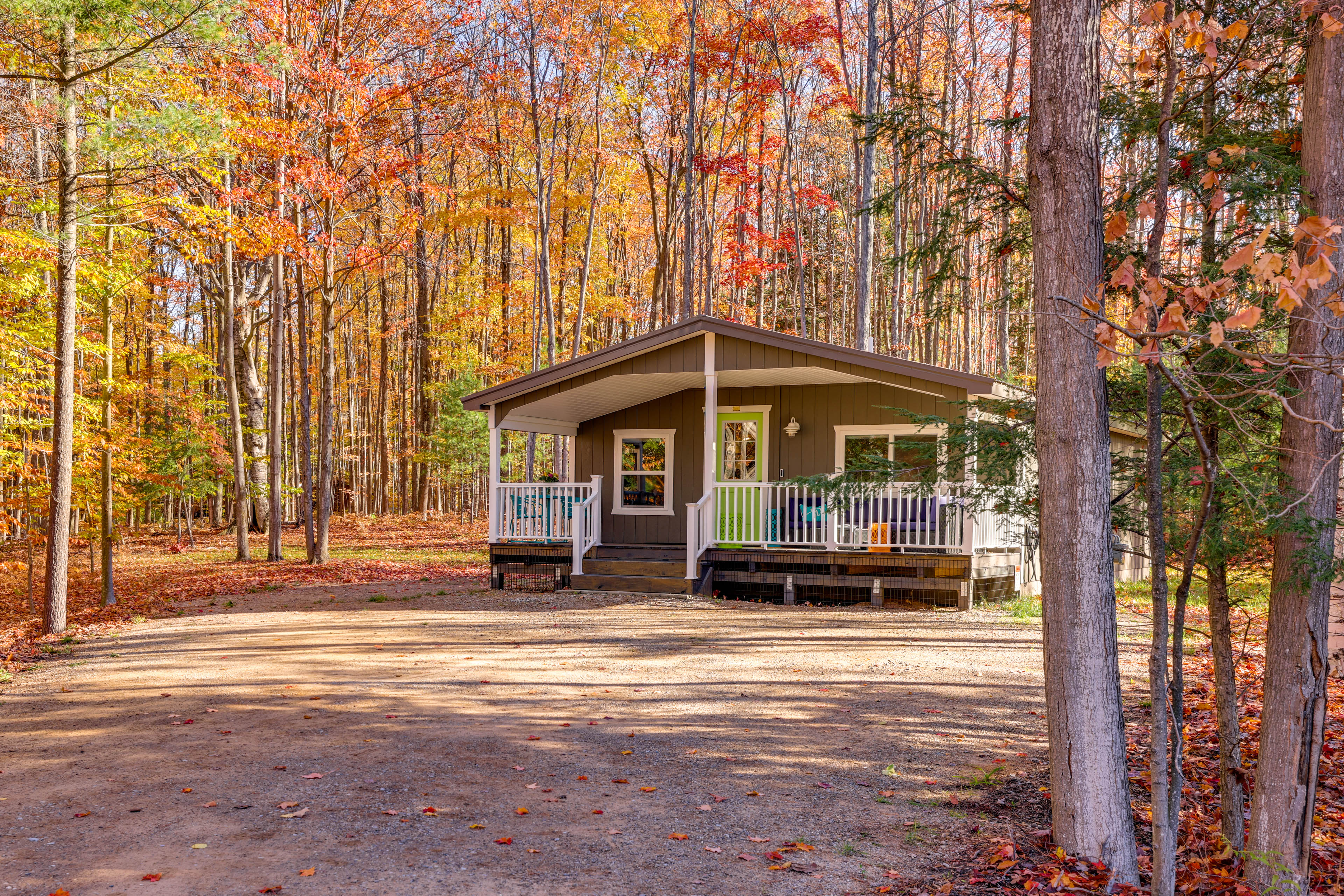 Sip & Hike! Autumn Escape 12 Mi to Traverse City