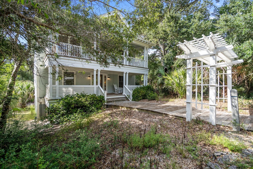 Beautiful Setting in Cape Fear Station