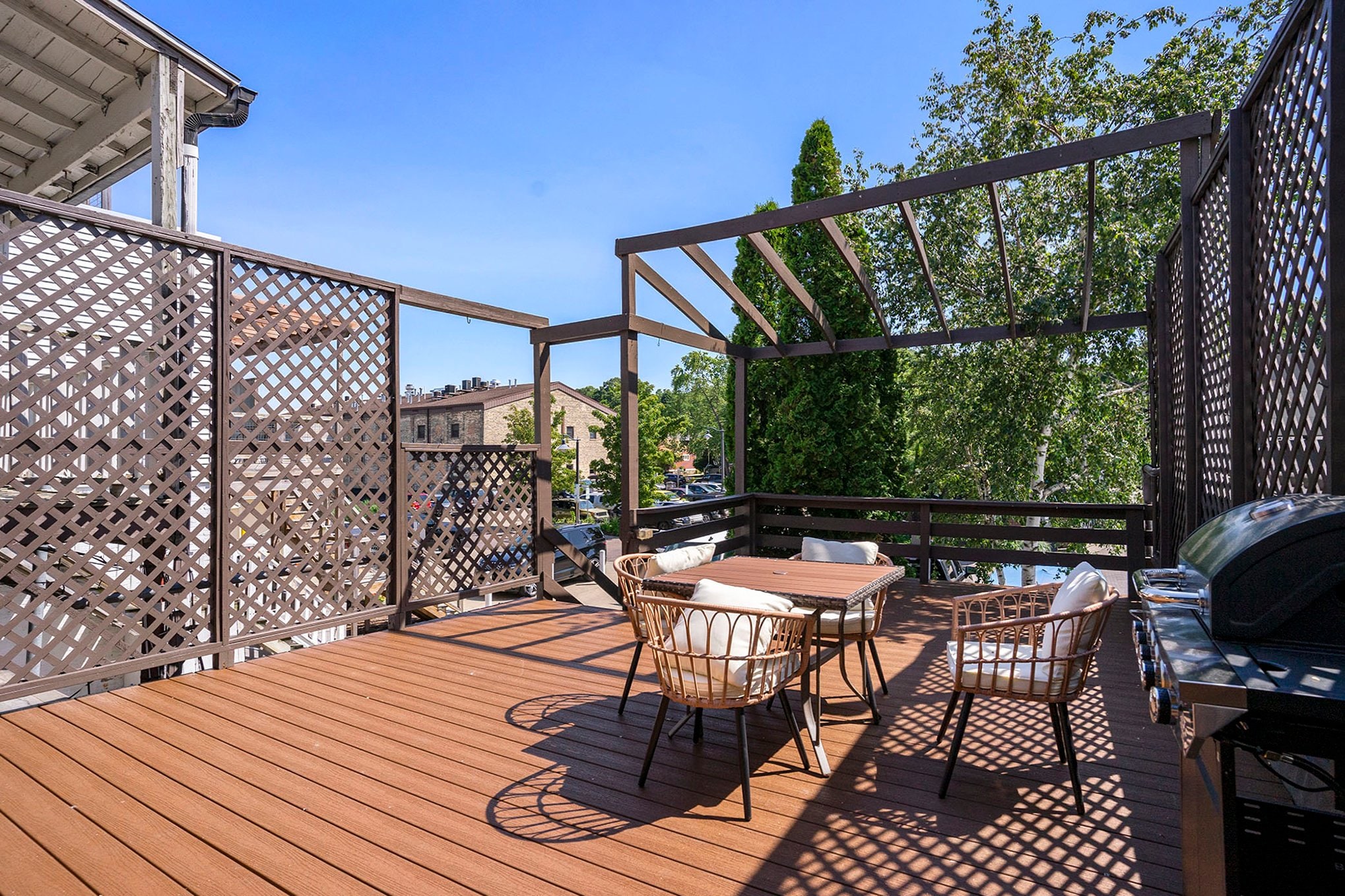 Love Mi Getaway – Downtown Loft • Deck • Rooftop Views - 110
