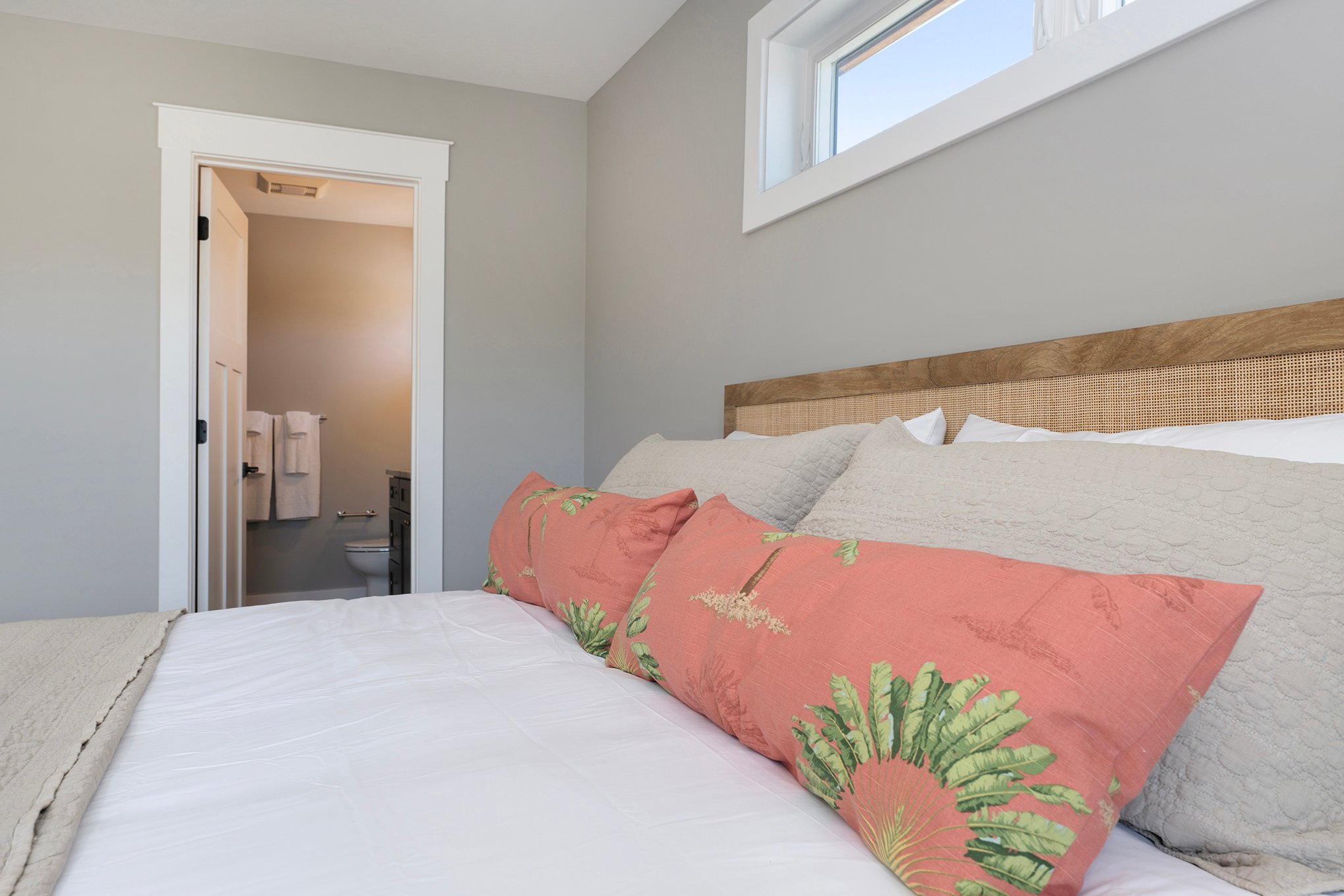 The Birches ➠ Luxury Condotel in Downtown Lake Leelanau | U1