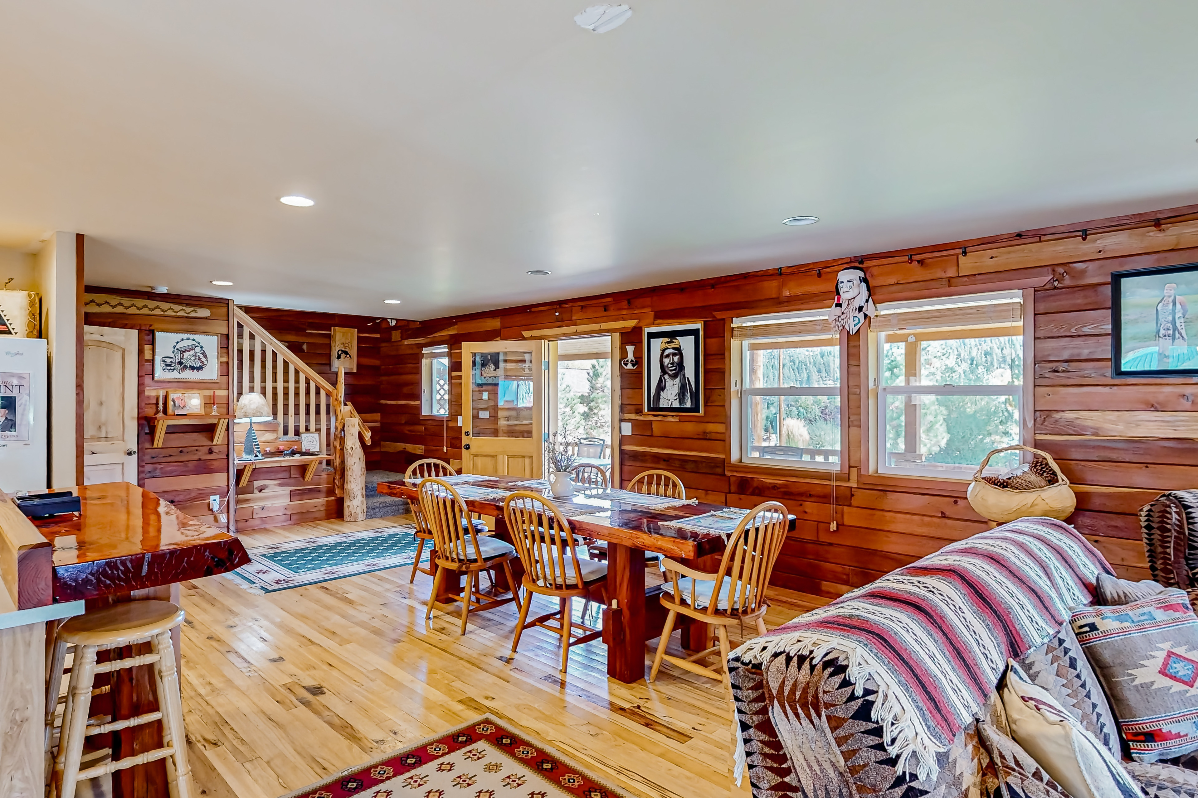 3BR Rustic Cabin w/ 2 Decks & Hot Tub