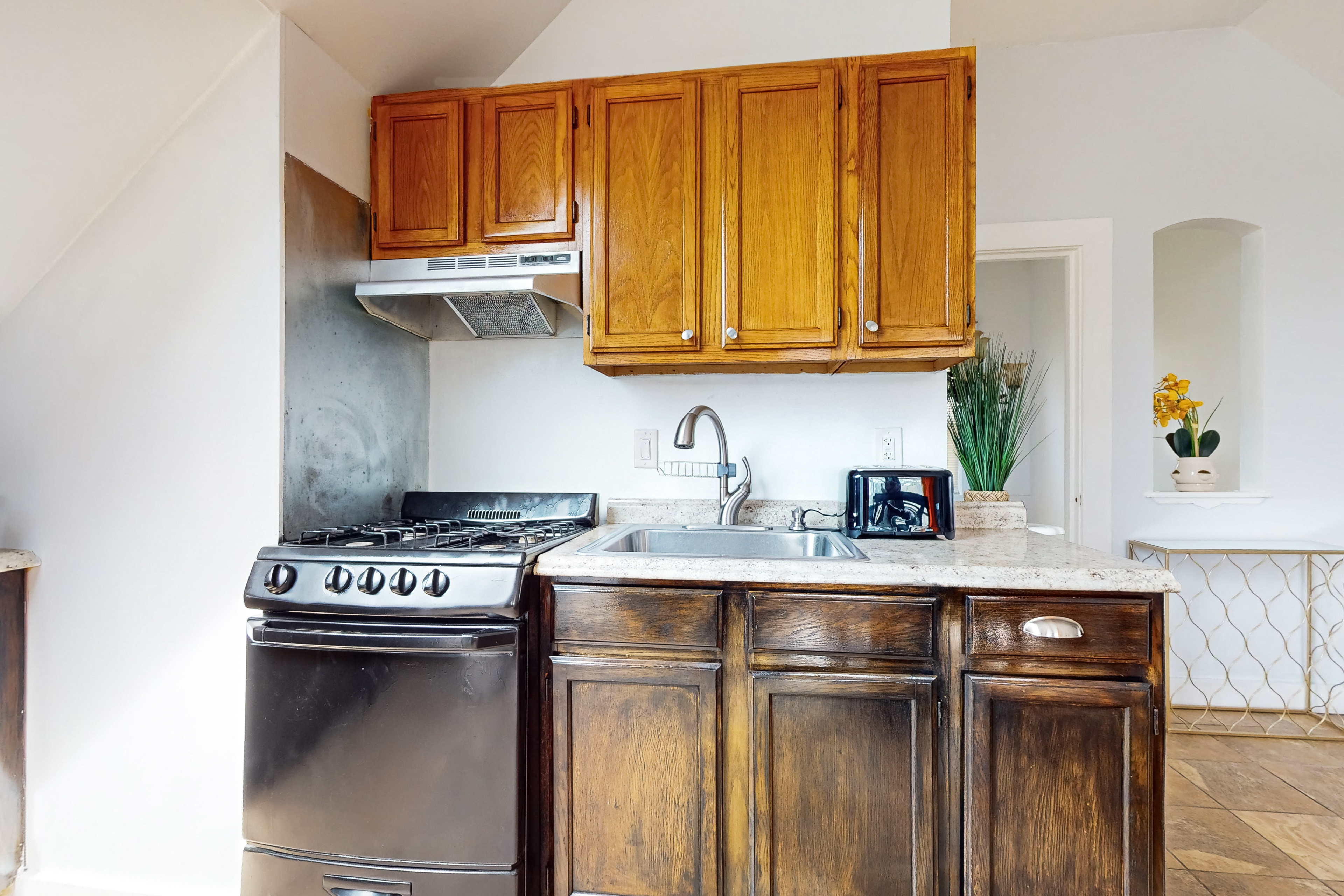 2BR Cozy Condo w/ Pet-Friendly Vibes & WiFi