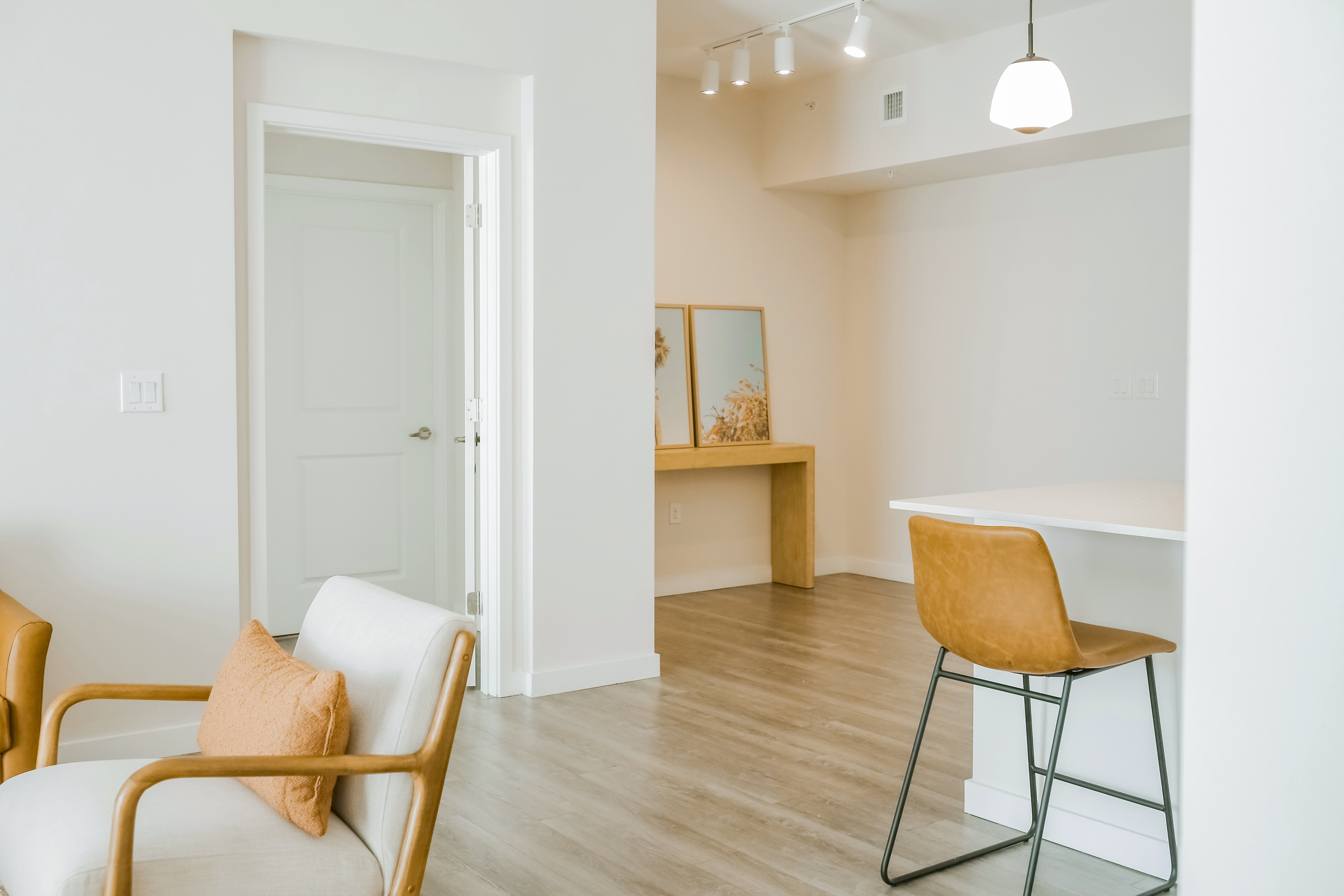 Chic, Dog-Friendly 2BR w/ Pool, Gym & Balcony