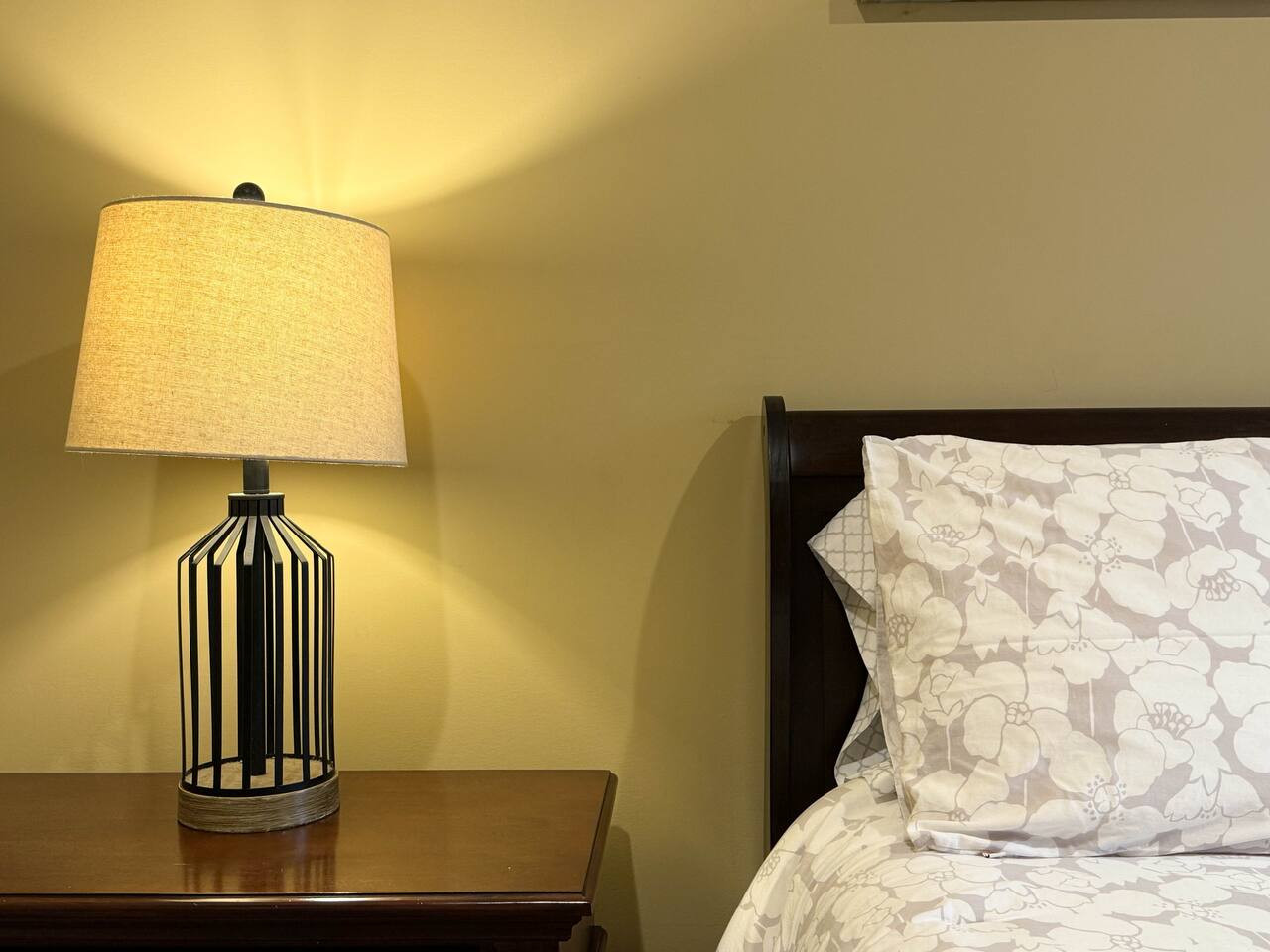 12 locust Lane | Pool, Hot Tub, Walk to Downtown