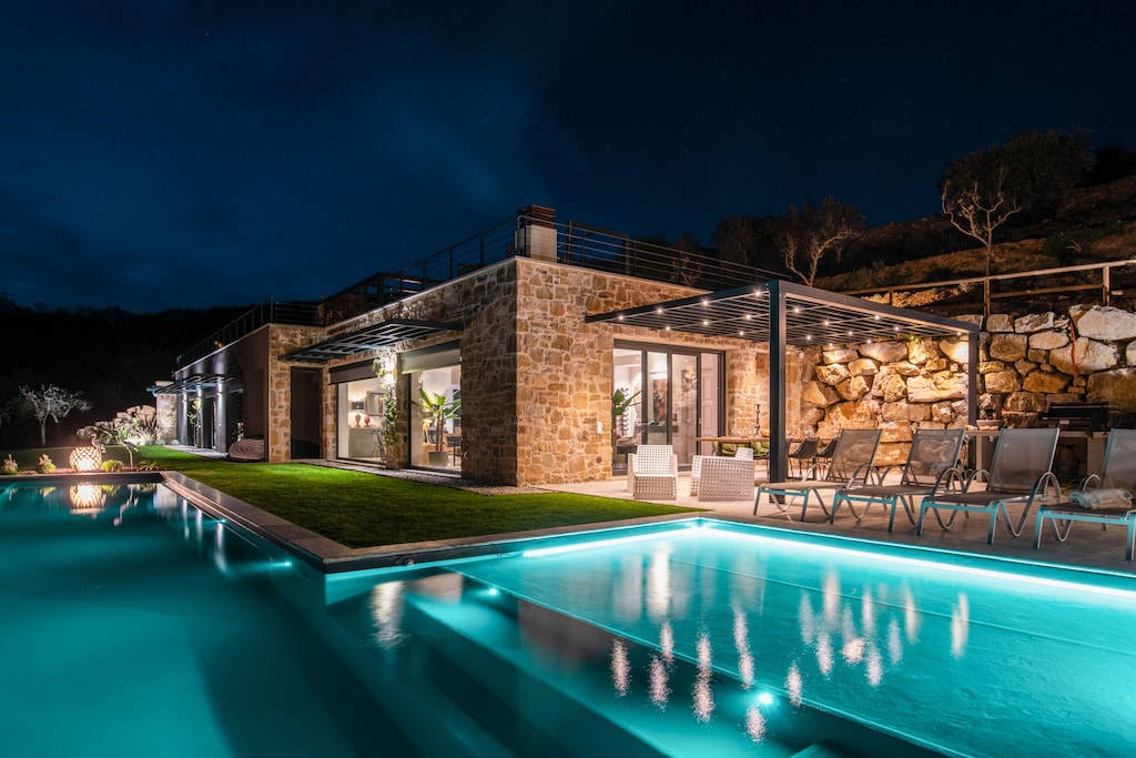 Outdoor view and swimming pool