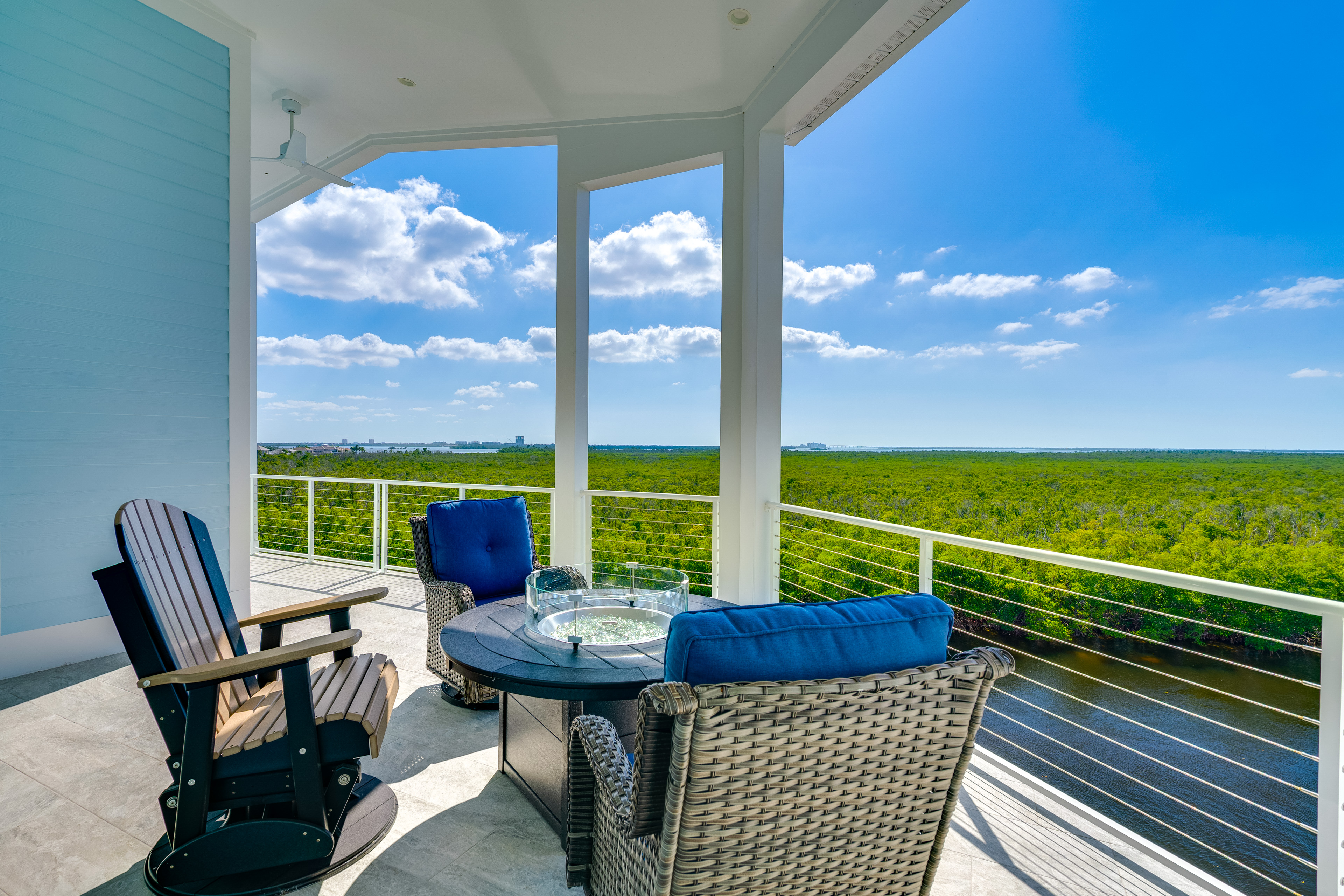 Luxury Group Escape in Cape Coral’s Cape Harbour!