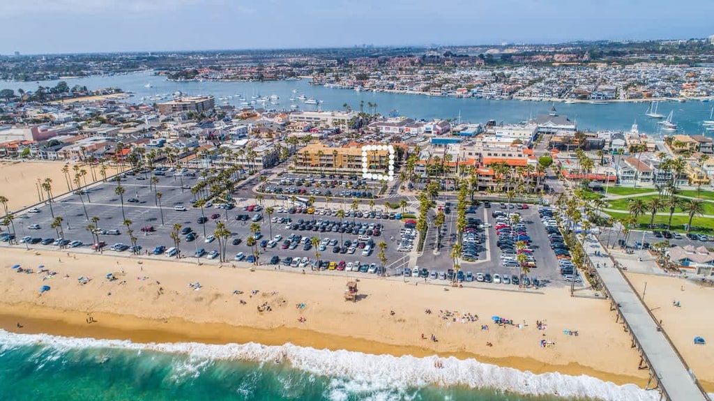 Location on Balboa Peninsula