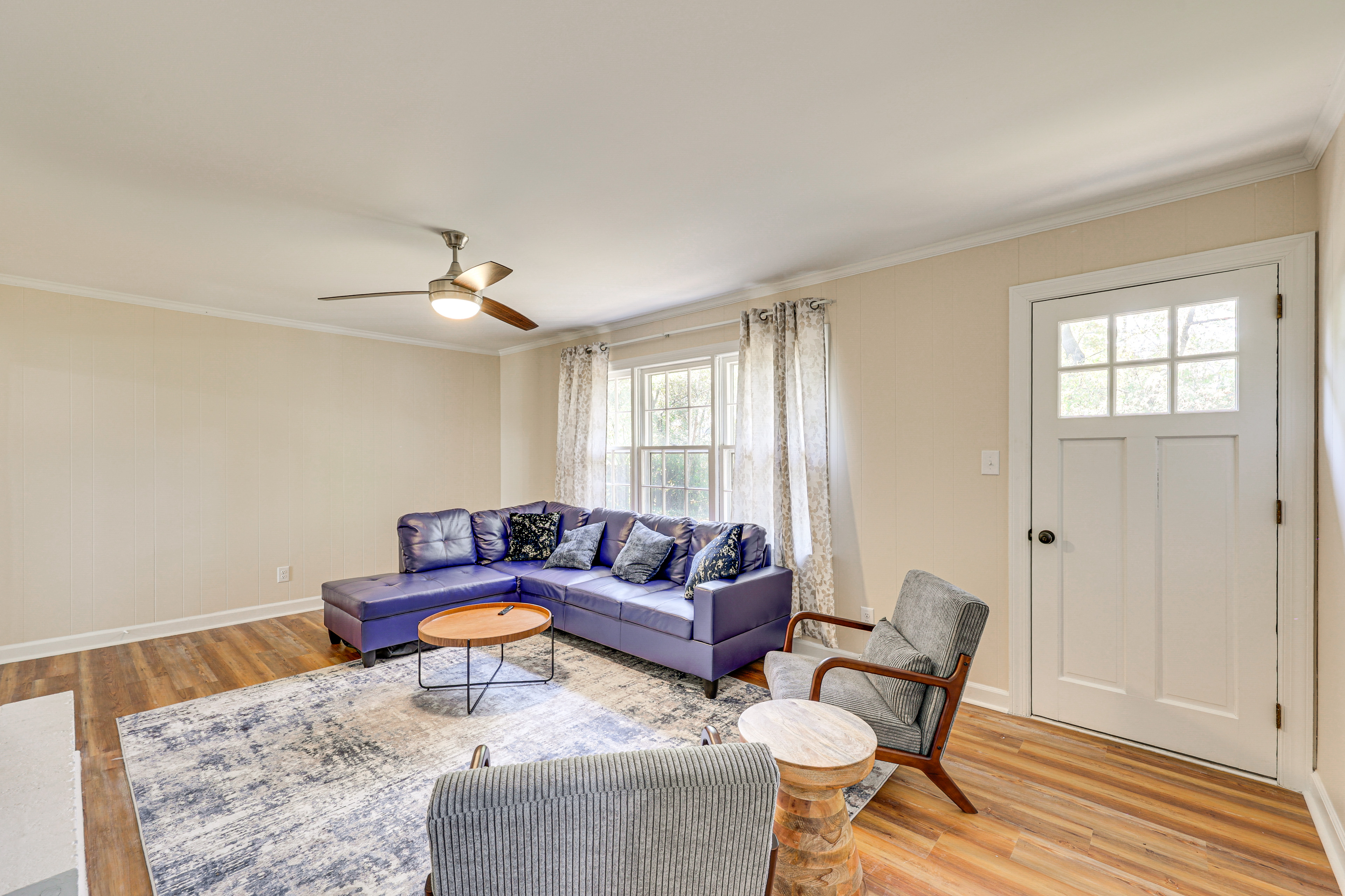 Comfort & Convenience! Home 3 Mi to Dtwn Wilson