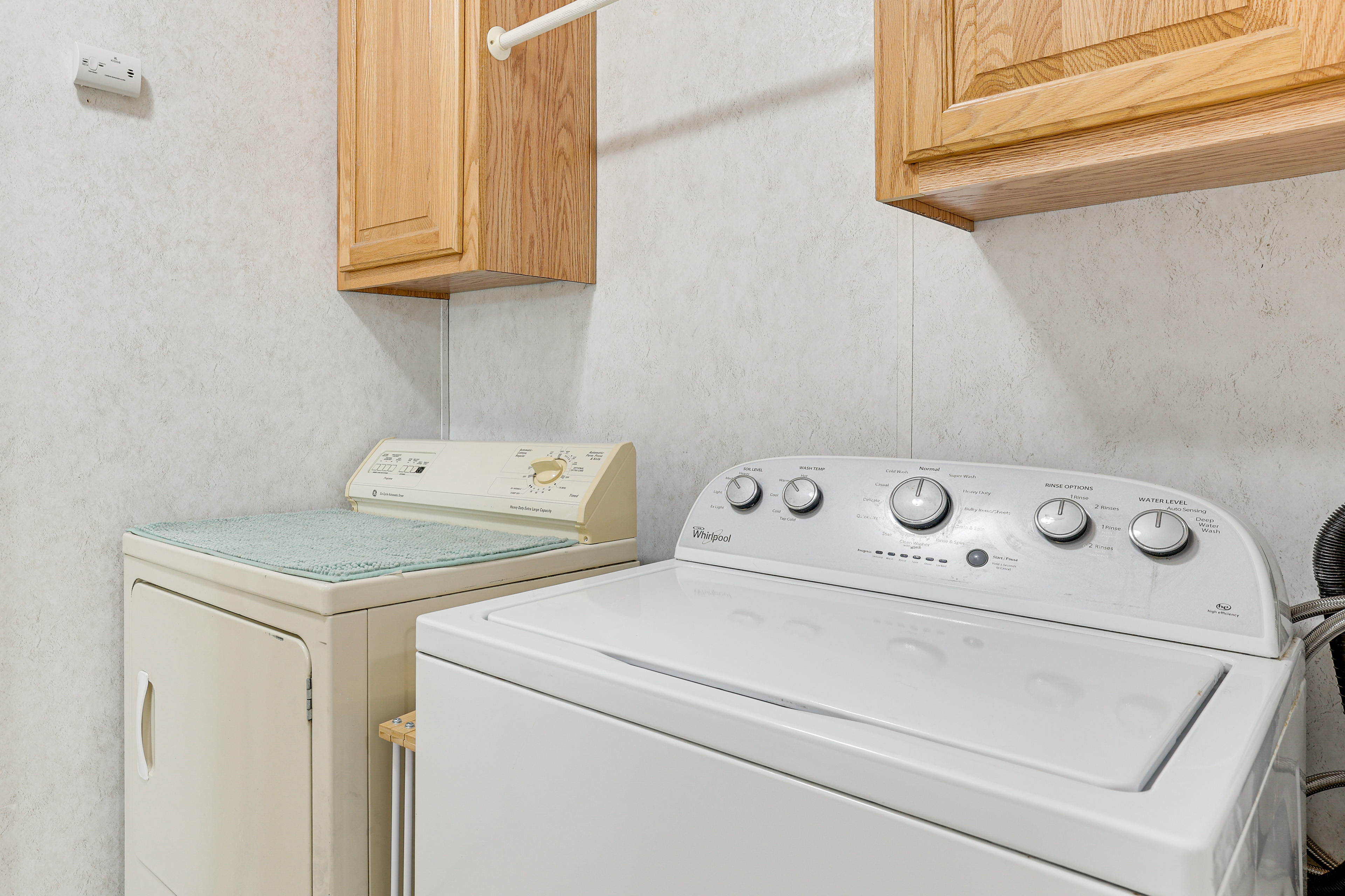 8 Mi to Dtwn Rochester: Peaceful Home w/ Deck!