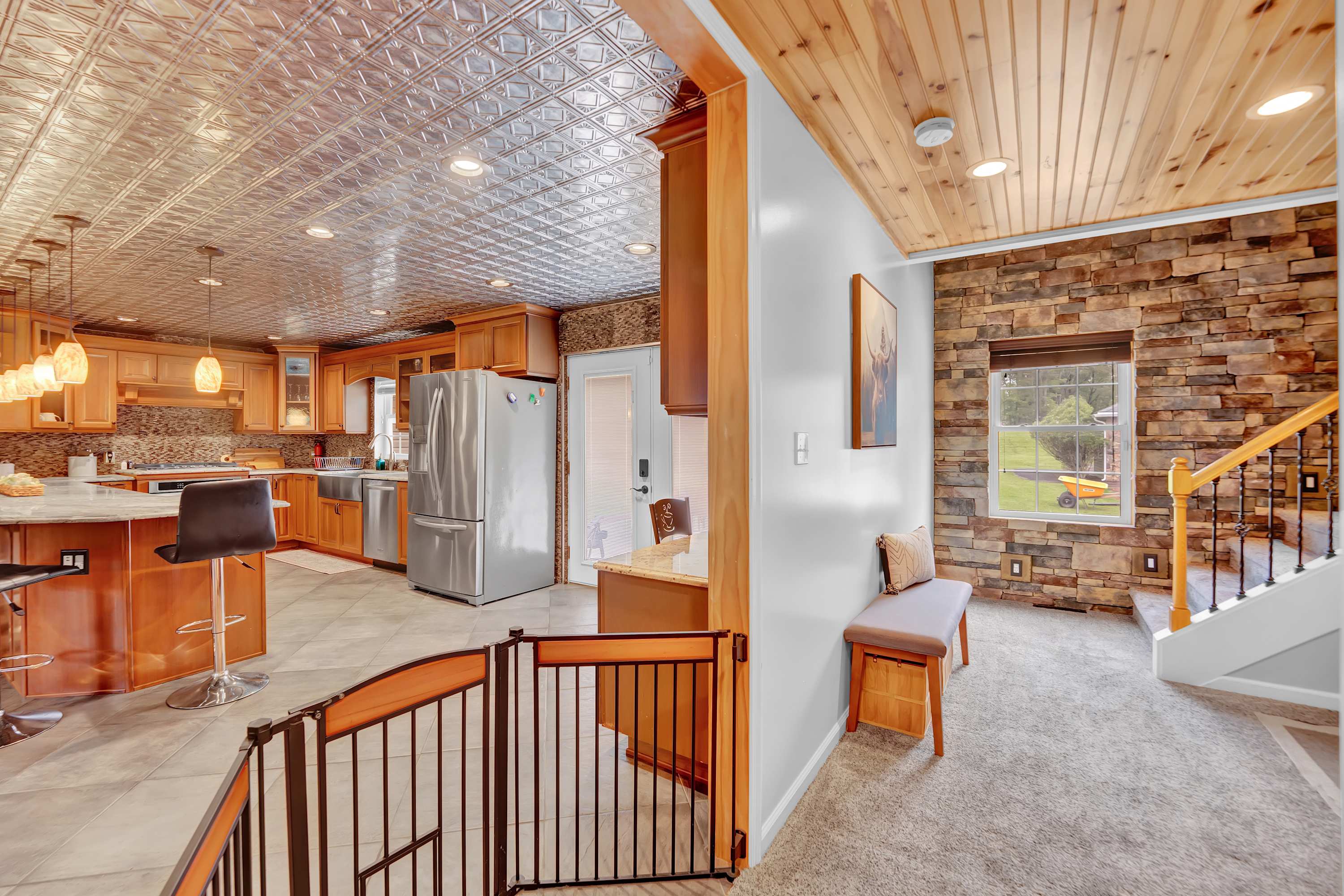 Chip's Pocono Escape | Hot tub | 4 Acres of Fun Chip's Pocono Escape | Hot tub | 4 Acres of Fun