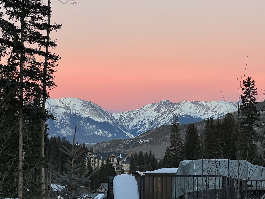 Sunset mountain views. 