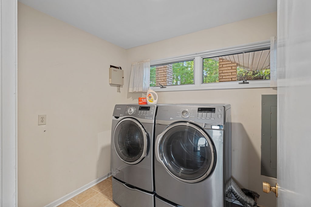 Laundry to return home with clean clothes.