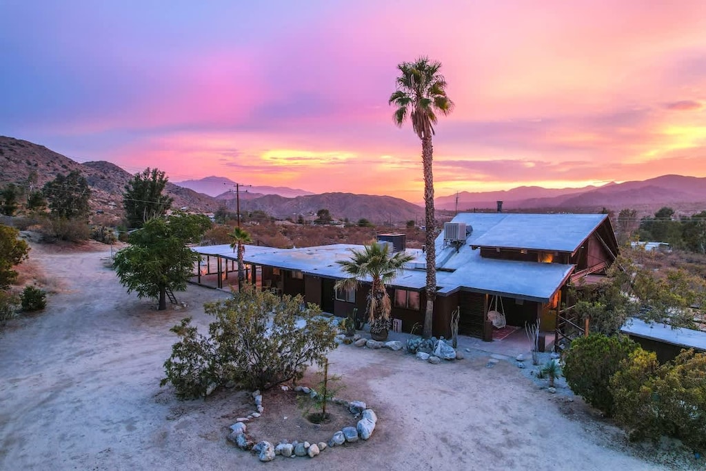 Welcome to Starfire Lodge!