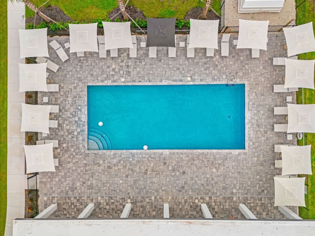 Clubhouse amenities with pool, lounges, and more, your perfect spot to relax or connect.