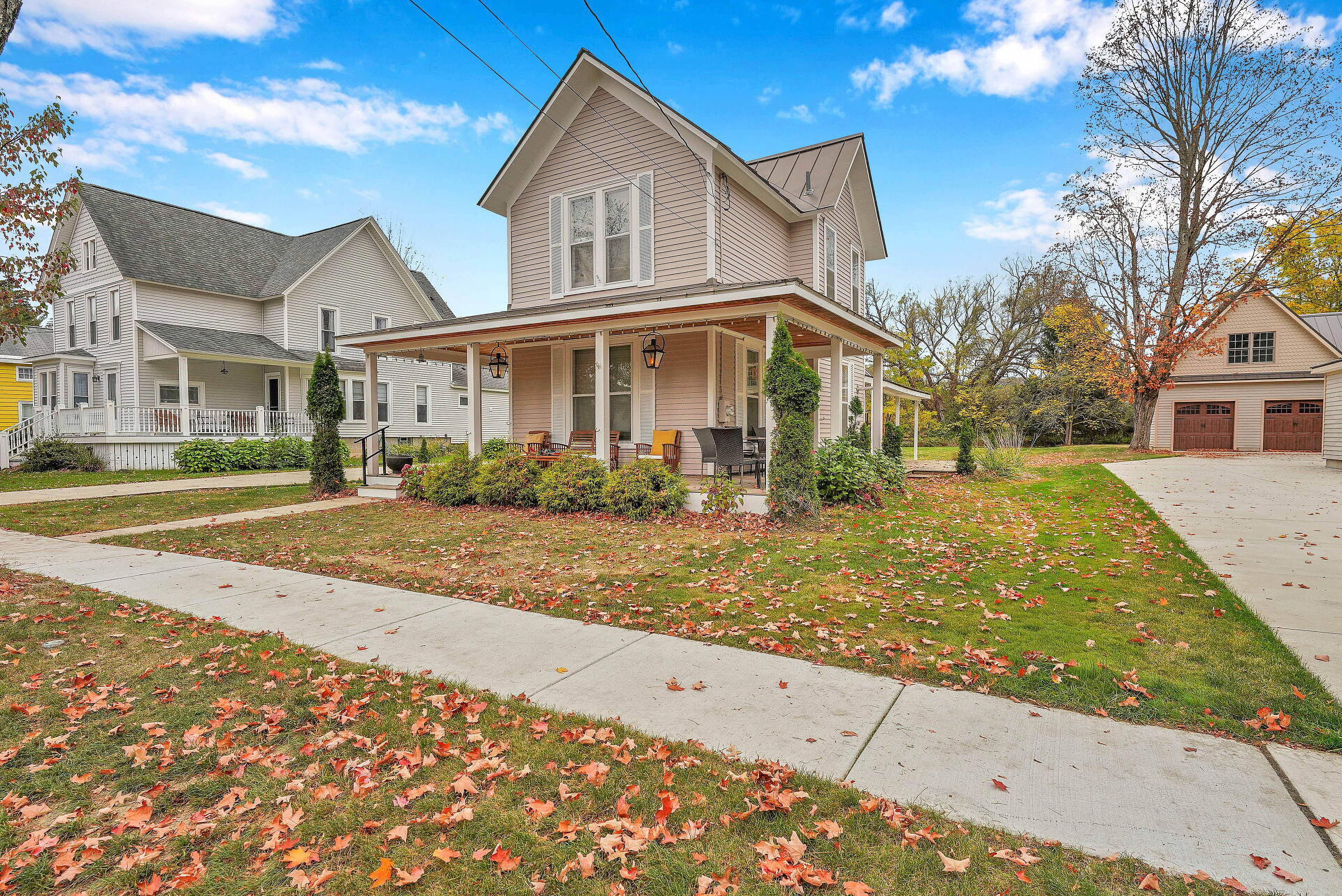Stay & Play in Ellicottville Village! Home w/ Deck