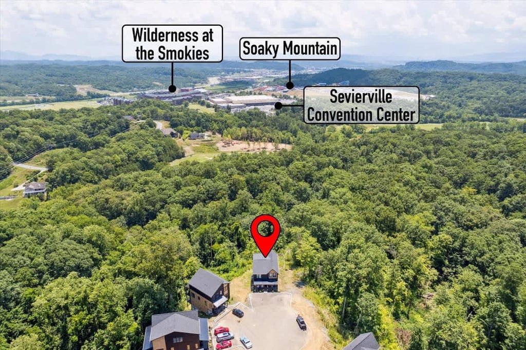 Exterior View: Embrace stunning mountain vistas from our scenic retreat in Sevierville!