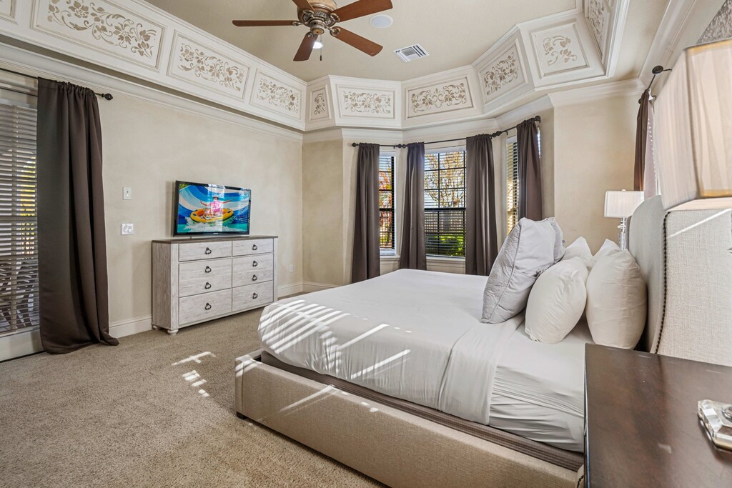 Bedroom 1 Spacious, stylish, and fully equipped for you.