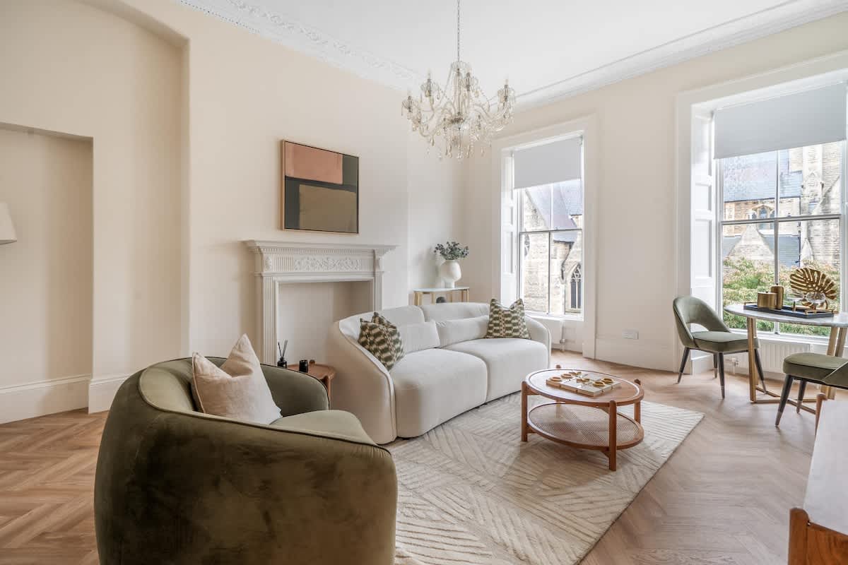 Charming Apartment Steps from Bath Abbey - VAT Q