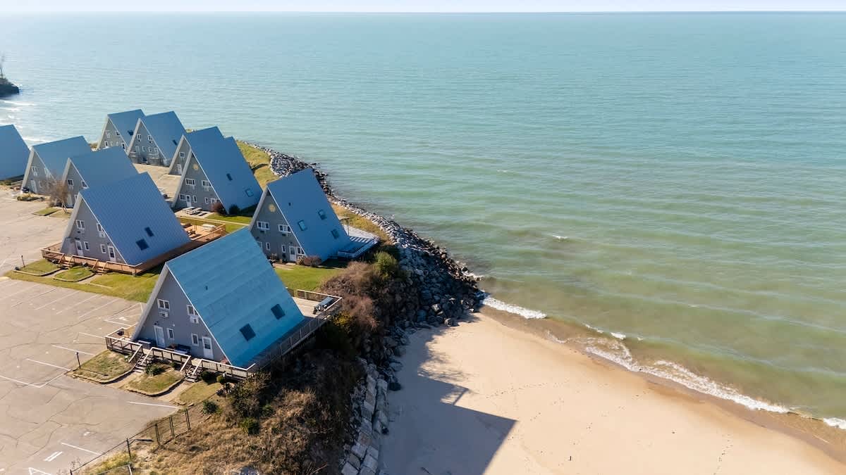 Chalet on the Lake paradise - sand, sun, and lakefront magic.