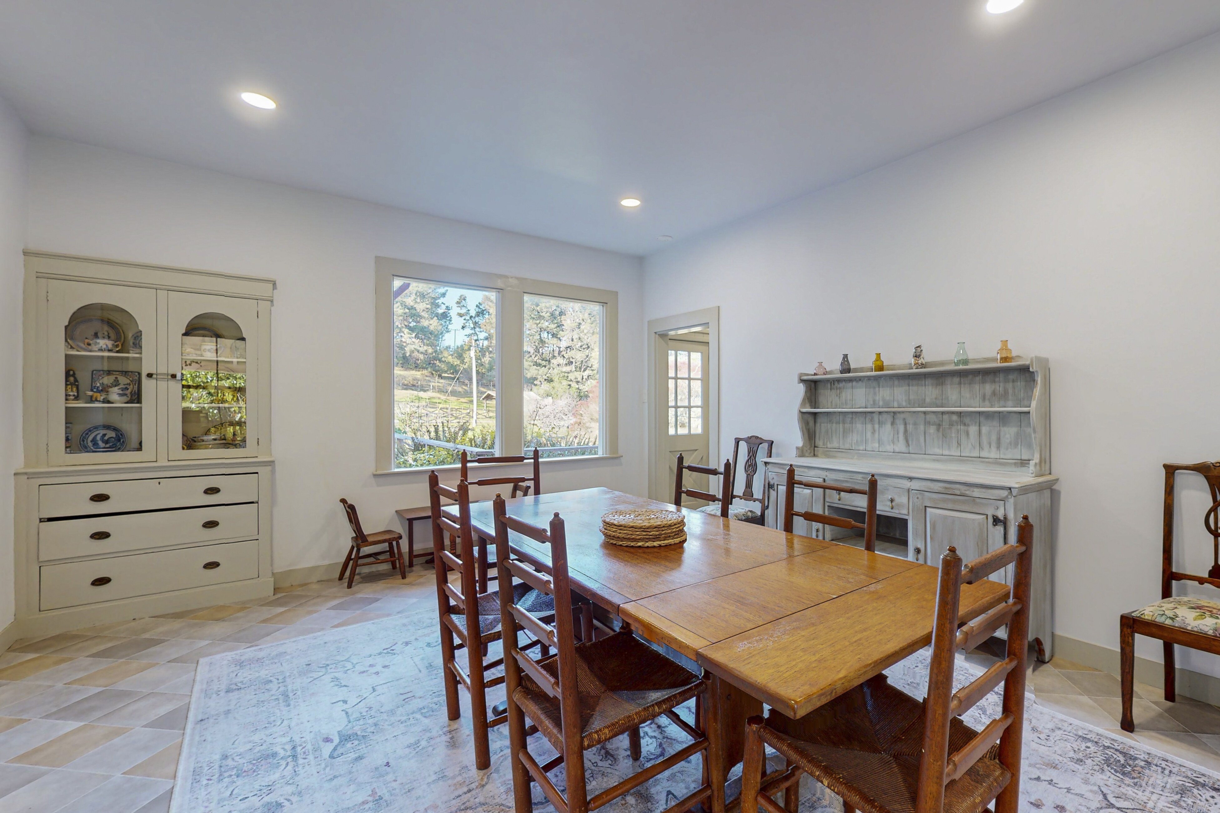 Mendocino Retreat: Hot Tub & 2 Kitchens